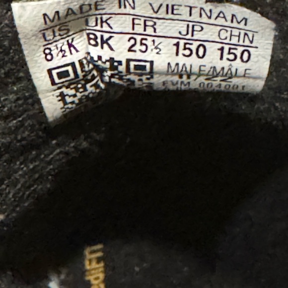 Samba Classic Kids Black & White Sneakers - size 8.5 - Picture 4 of 5